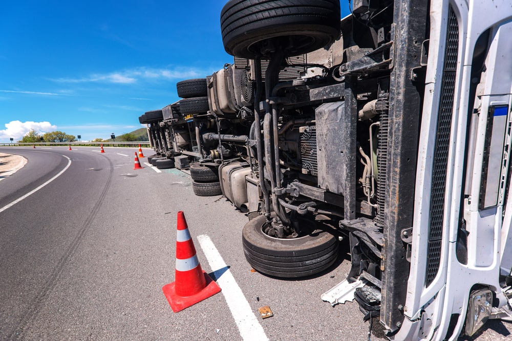 What Are Some Signs That You Need A Truck Accident Lawyer in California?
